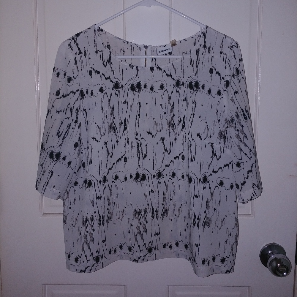 DKNYC Printed Blouse